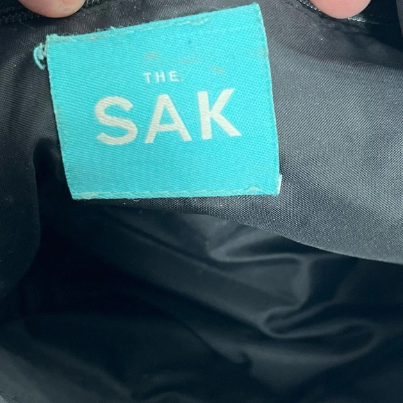 THE SAK Black Macramé Shoulder Bag full top zip - Picture 6 of 7